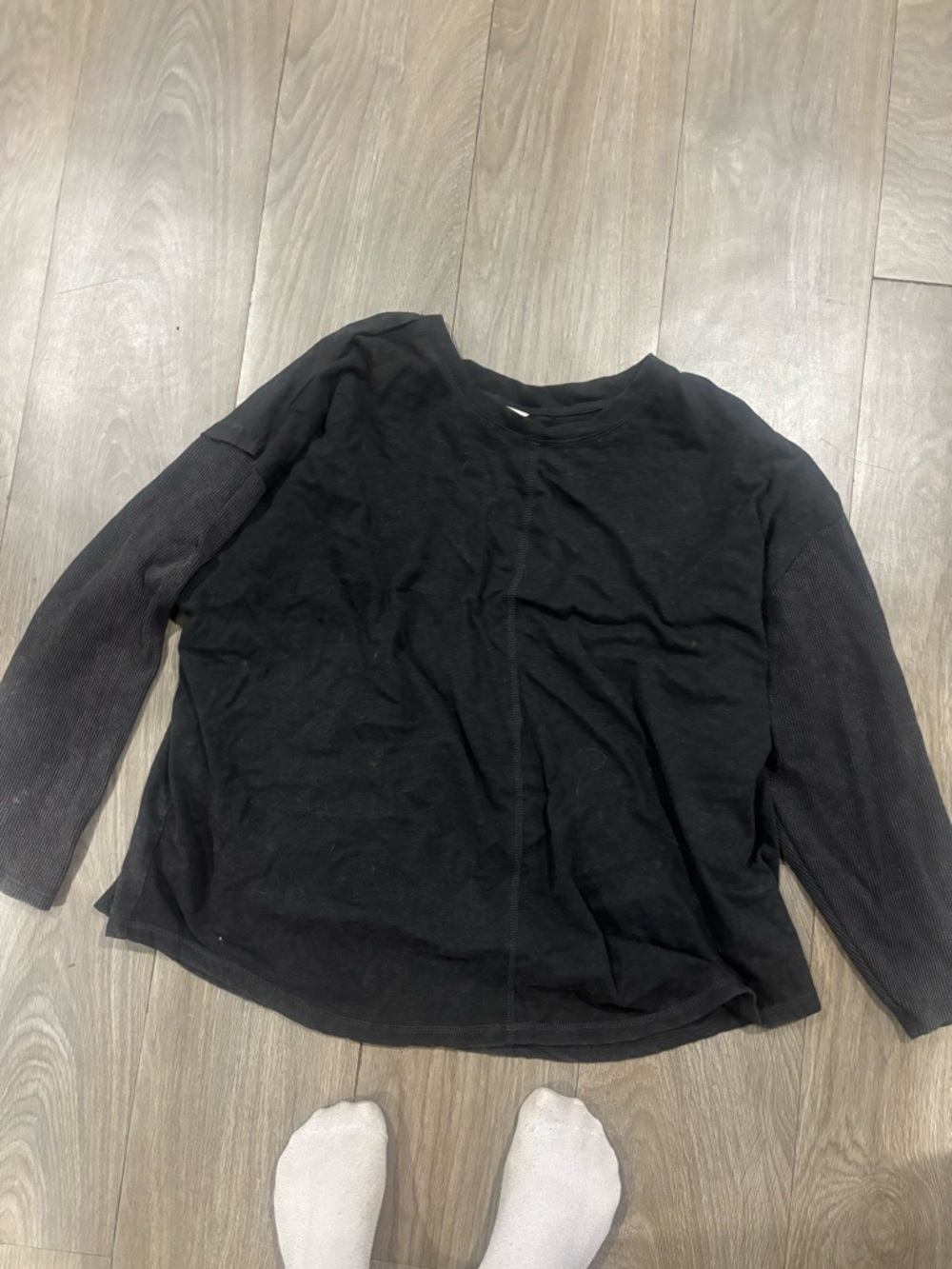 Terra & Sky Black Long Sleeve Top